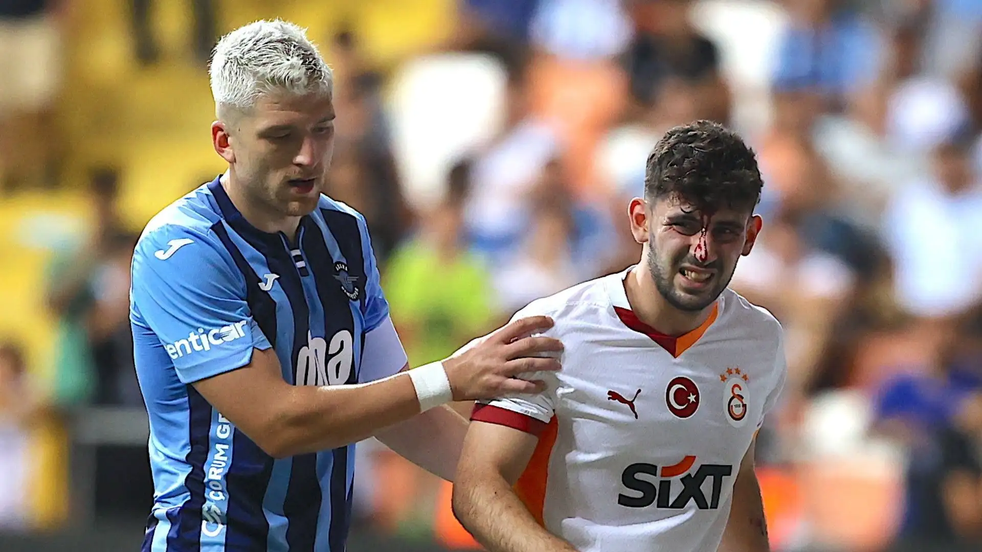 Grande paura per Yusuf Demir durante Adana Demirspor-Galatasaray
