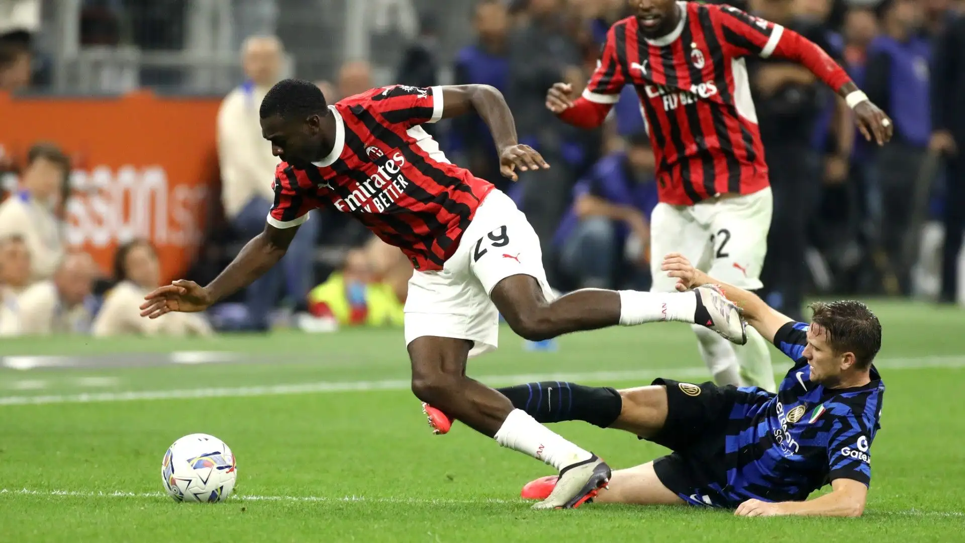 Dopo l'addio di Kessie, i rossoneri non avevano colmato la diga
