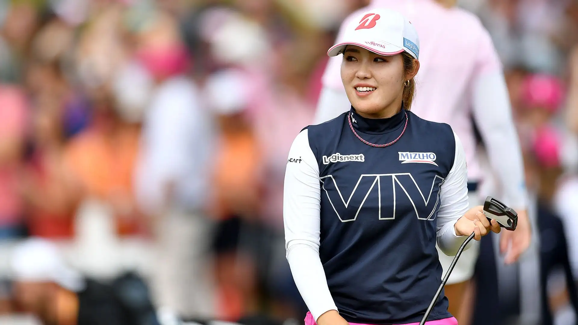 2 Ayaka Furue (golf): premi in denaro: ¥400,828,245
($2,621,163). Gareggia in LPGA