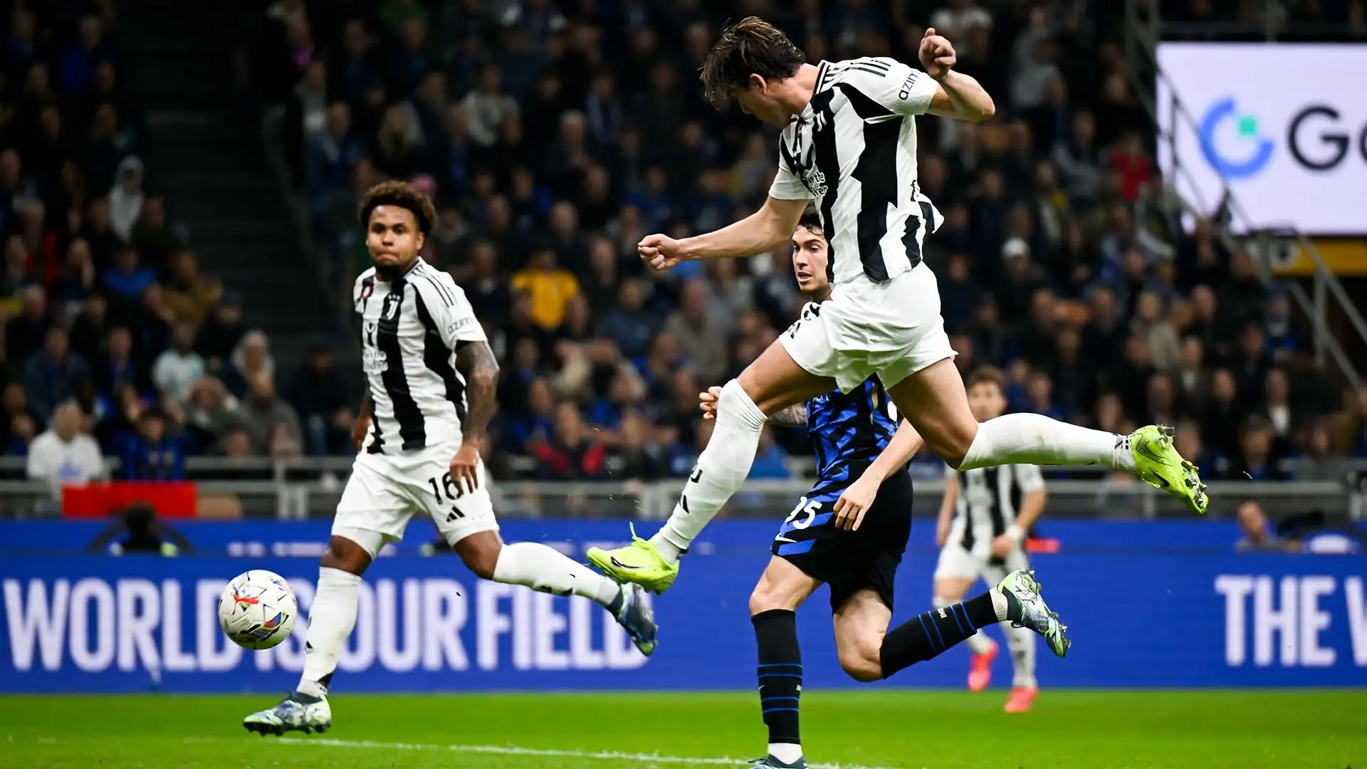 In tre minuti la Juve ha ribaltato la partita: il primo gol è di Vlahovic