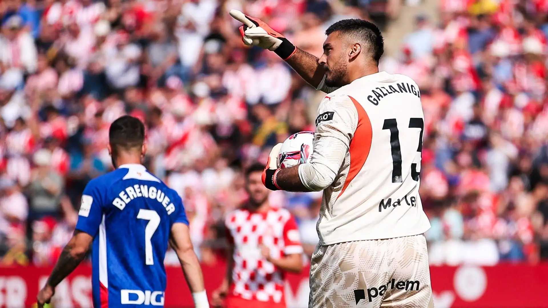 Paulo Gazzaniga ha parato tre calci di rigore: una prestazione epica per l'argentino
