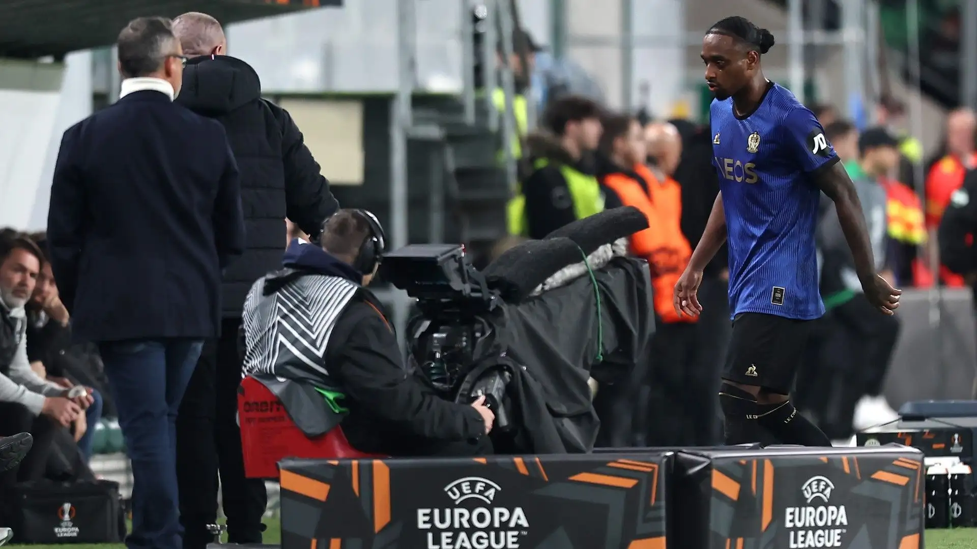 Al minuto 84 la squadra francese è rimasta in 10 uomini
