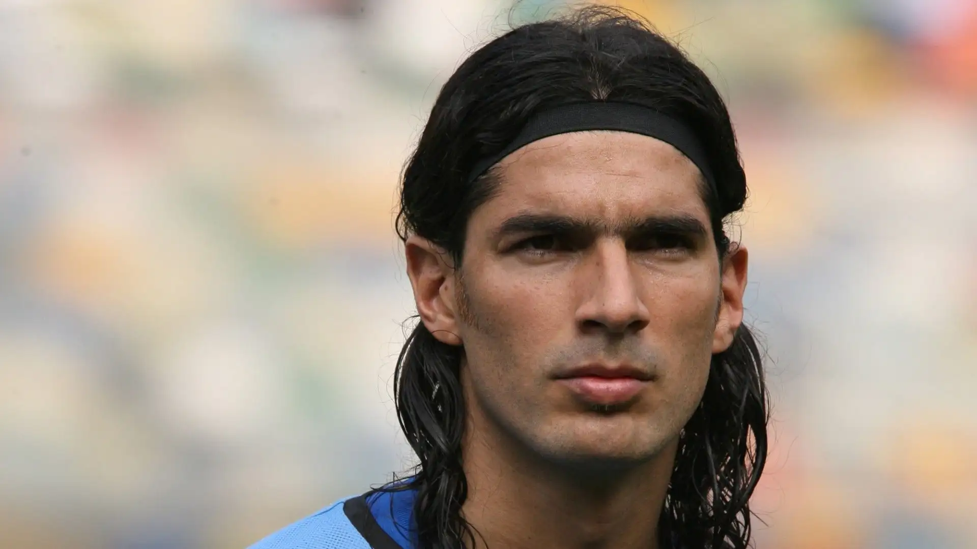 Dal 1994 al 2022 ha cambiato ben 29 squadre girando 11 nazioni differenti: un record
