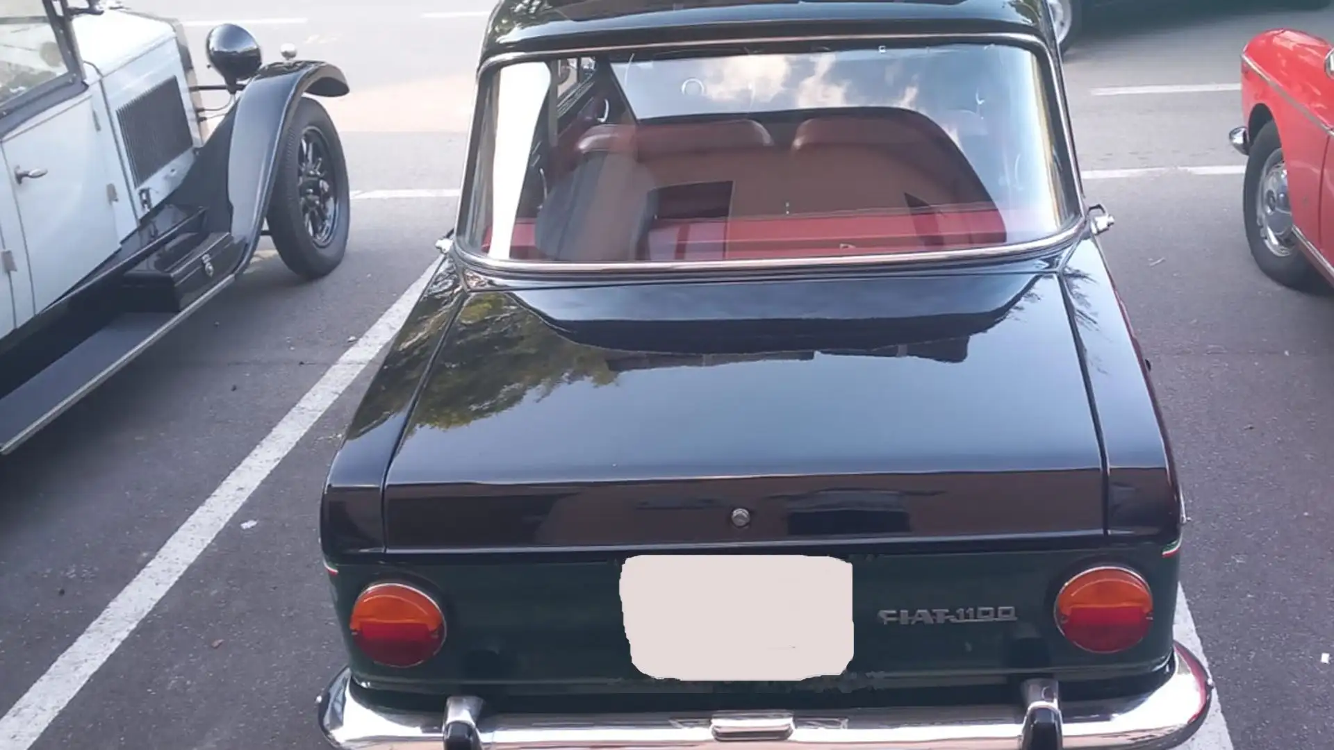 I fanali circolari di questa 1100 R (Rinnovata) ricordano quelli della 850 