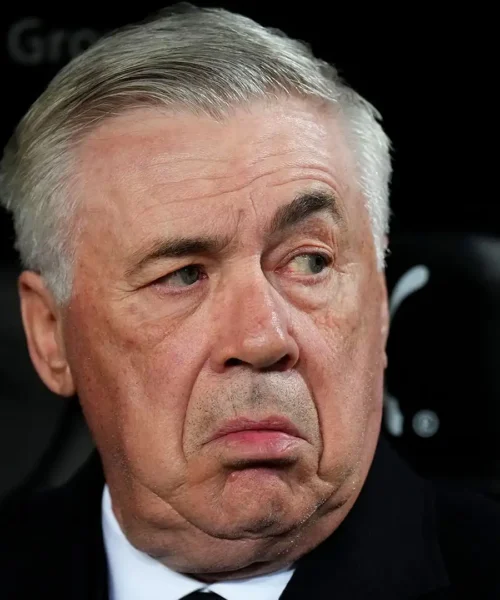 Accordo a rischio per Carlo Ancelotti: cambia tutto. Foto