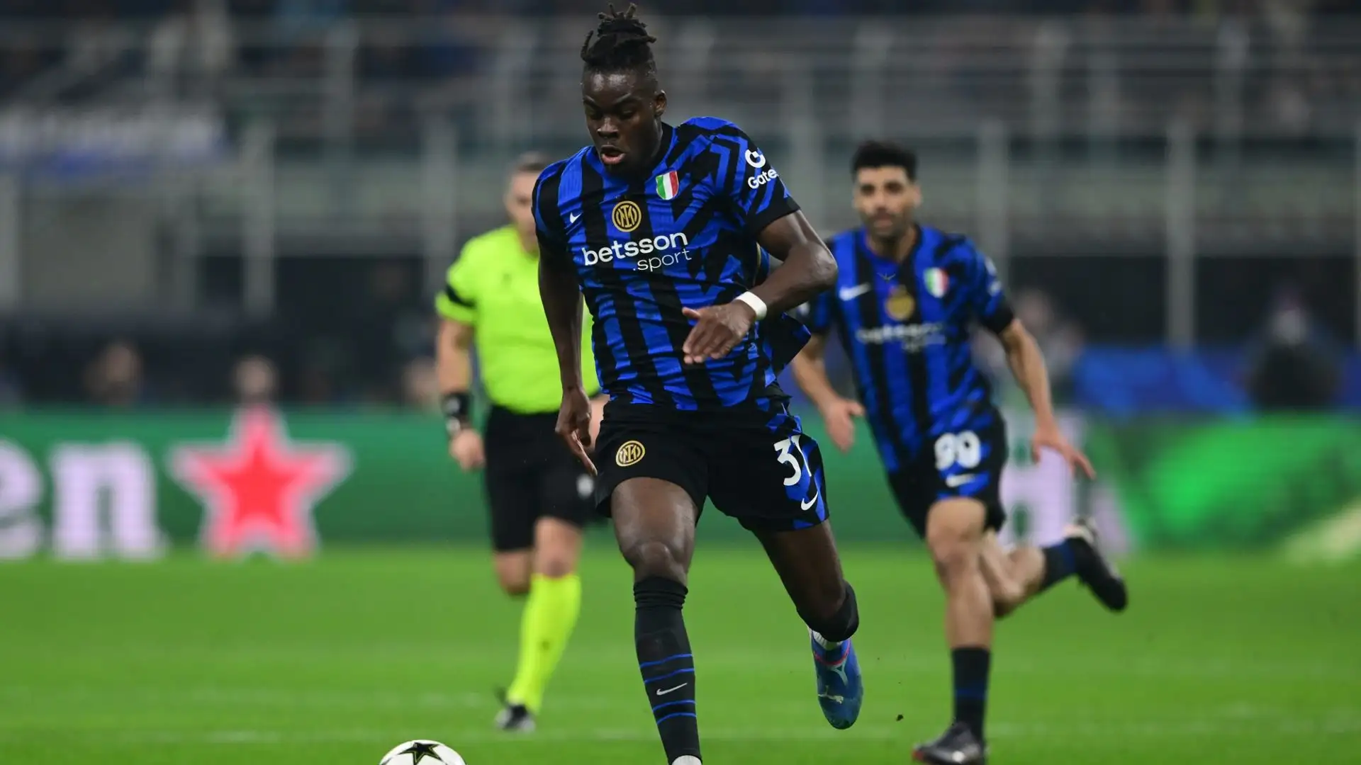 I nerazzurri hanno ingaggiato Bisseck dall'Aarhus per circa 7 milioni di euro