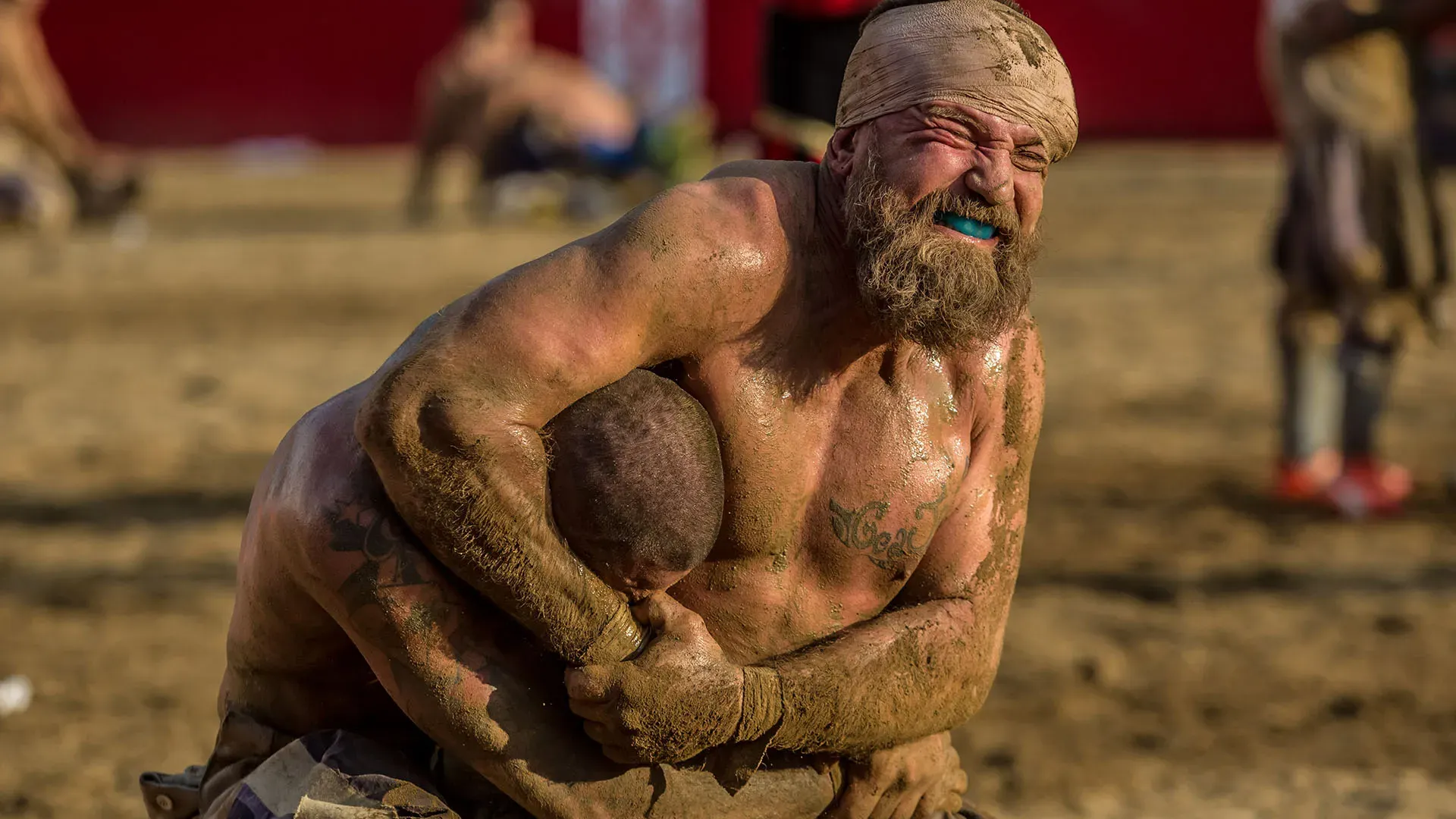 Boxe, lotta e rugby tutti insieme: le foto del calcio storico fiorentino