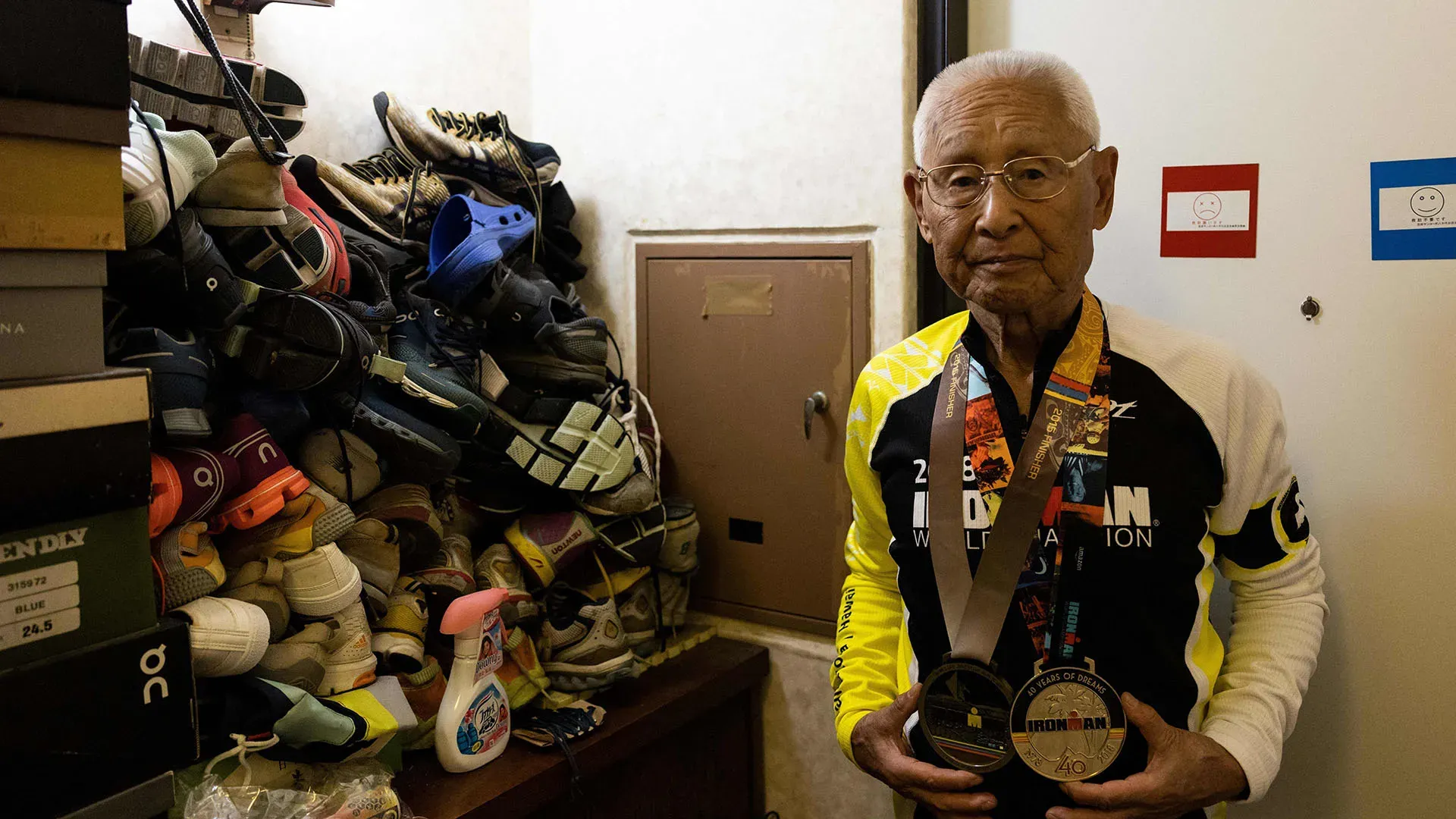 Ironman a 85 anni: nessuno riusciva a crederci. Le foto di Hiromu Inada
