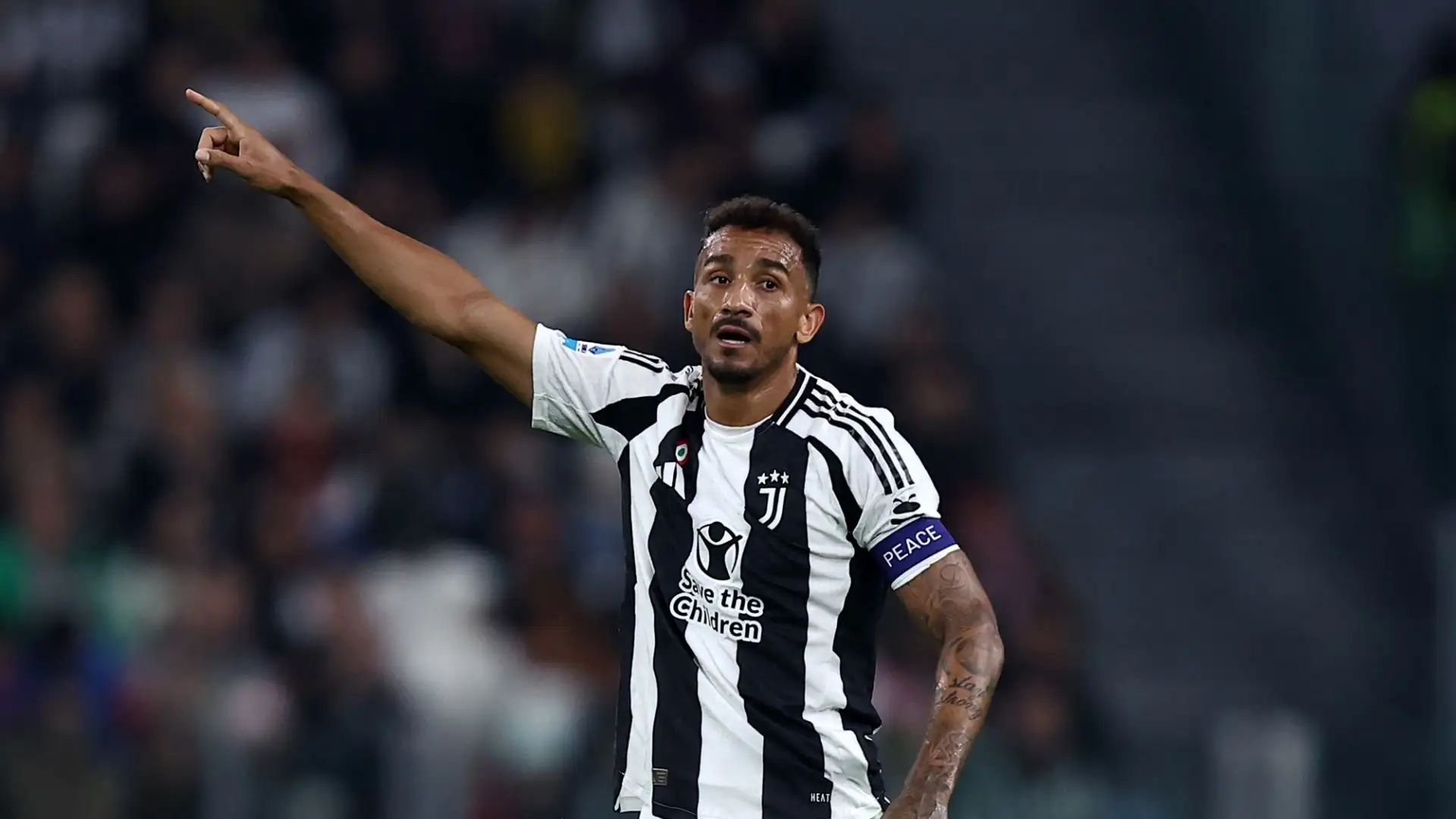Dopo la seconda rete, Danilo ha sibilato al difensore azzurro: "Ma dov'eri?"