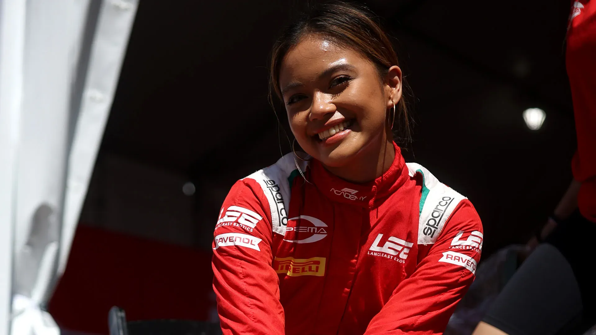 L'anno successivo si è unita alla Prema correndo nel inverno la Formula 4 EAU e poi la F1 Academy
