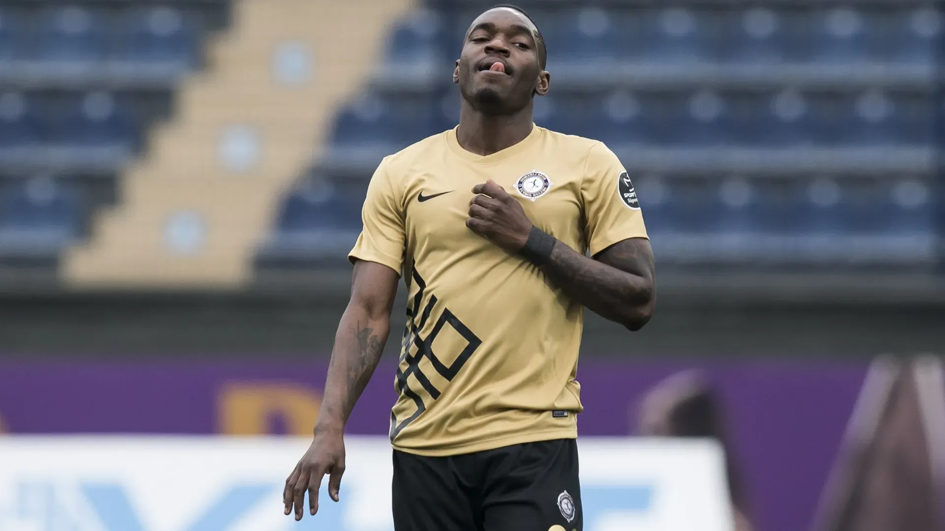 "Non avevo firmato per l'Esteghlal FC, ma per l'Esteghlal Khuzestan. Ho sbagliato squadra" ha detto a Tasnimnews 
