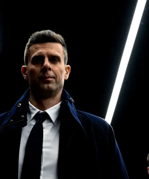 Thiago Motta bacchetta i suoi dopo la grande beffa