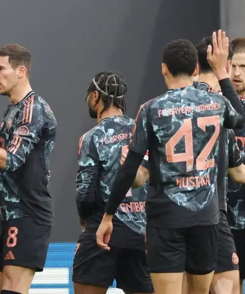 Il Bayern Monaco riflette su un sorprendente rinnovo di contratto