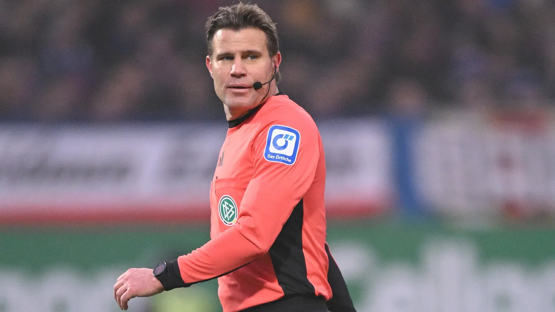 Il pubblico ha applaudito Felix Brych quando è uscito

