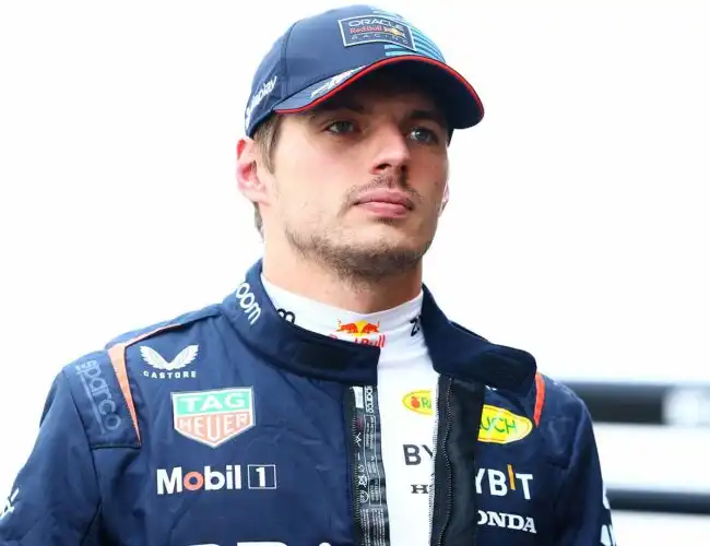 Max Verstappen lancia una frecciata alla concorrenza