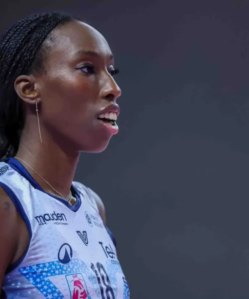 Paola Egonu fa una promessa per il futuro e i tifosi impazziscono: le foto