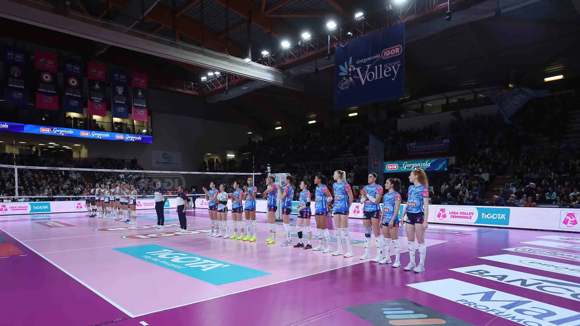 Si tratta della seconda sfida assoluta tra le due formazioni, con Milano che, in questa fase a gironi, ha ottenuto tre vittorie, mentre Porto ha collezionato un solo successo.