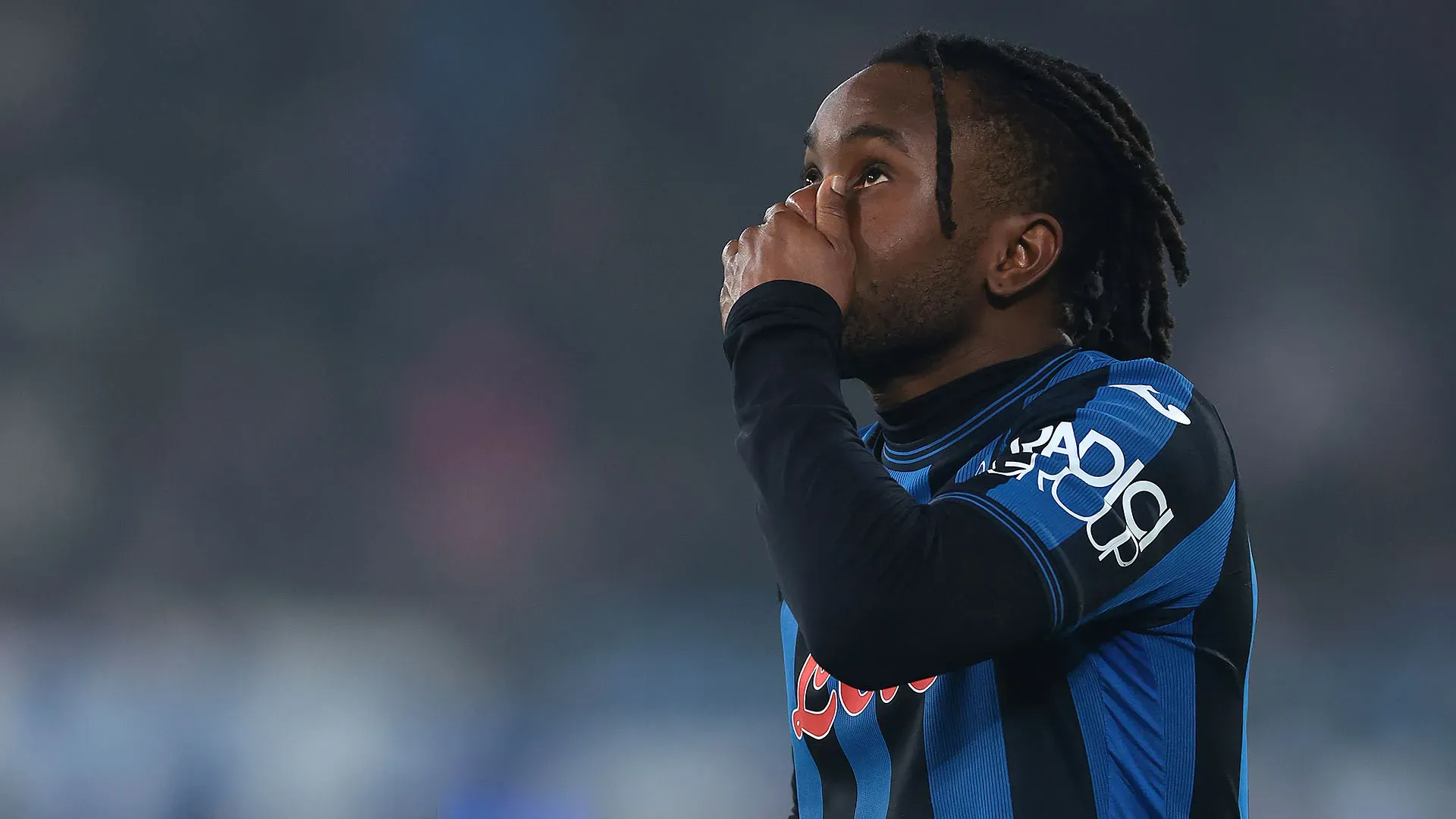 Lookman ha risposto duramente in una storia Instagram: "Mi sembra irrispettoso"

