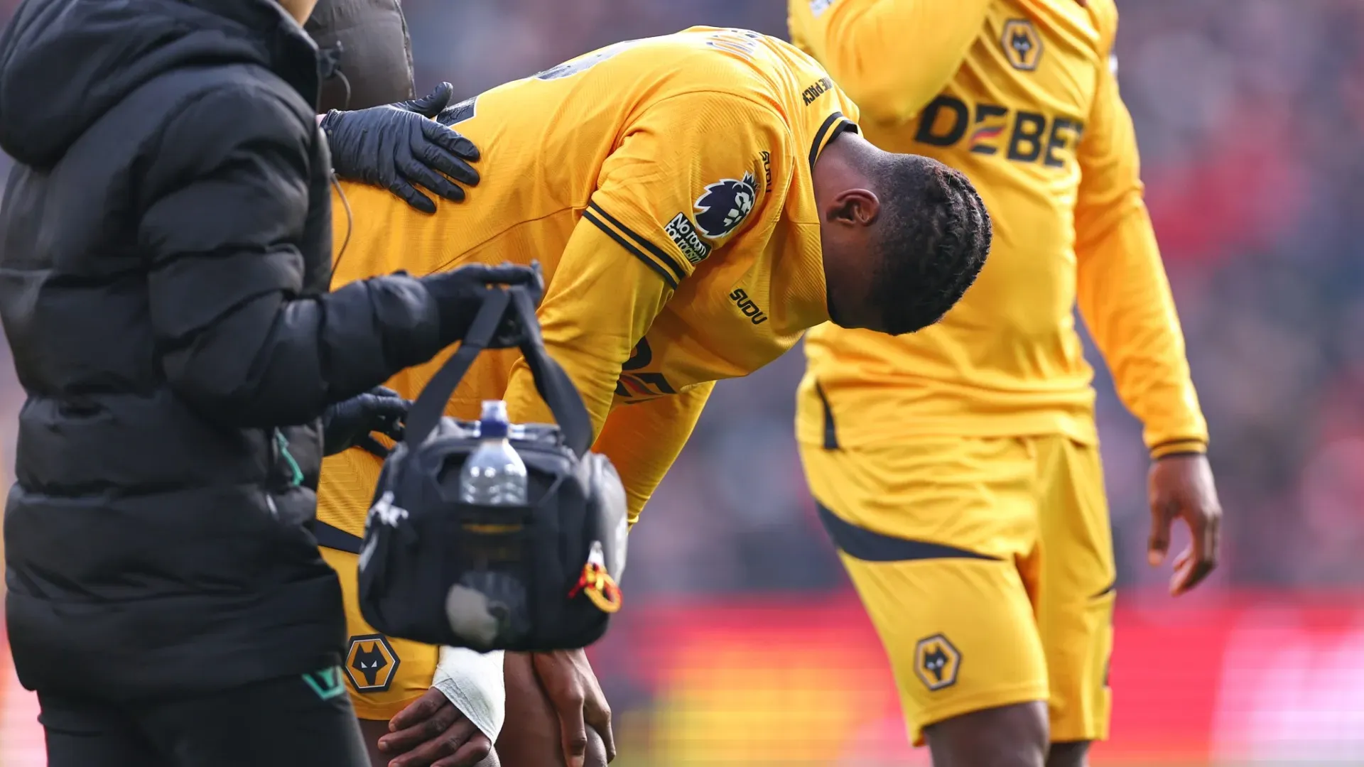 Nella partita contro il Liverpool ha subìto un brutto infortunio
