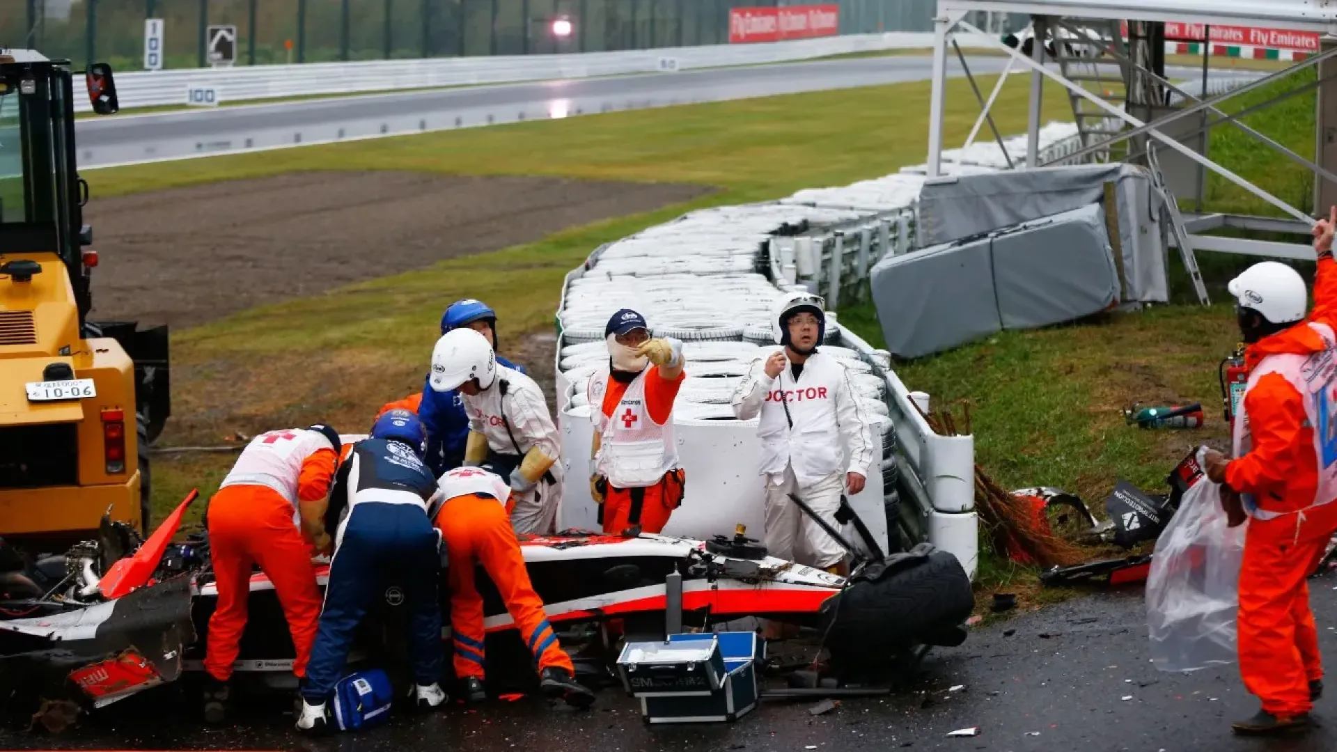Il 5 ottobre 2014, nel corso del Gran Premio del Giappone, Bianchi perse aderenza in pista a causa della pioggia 
