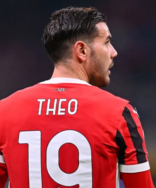Il Milan saluta e ringrazia Theo Hernandez: è dell’Al Hilal