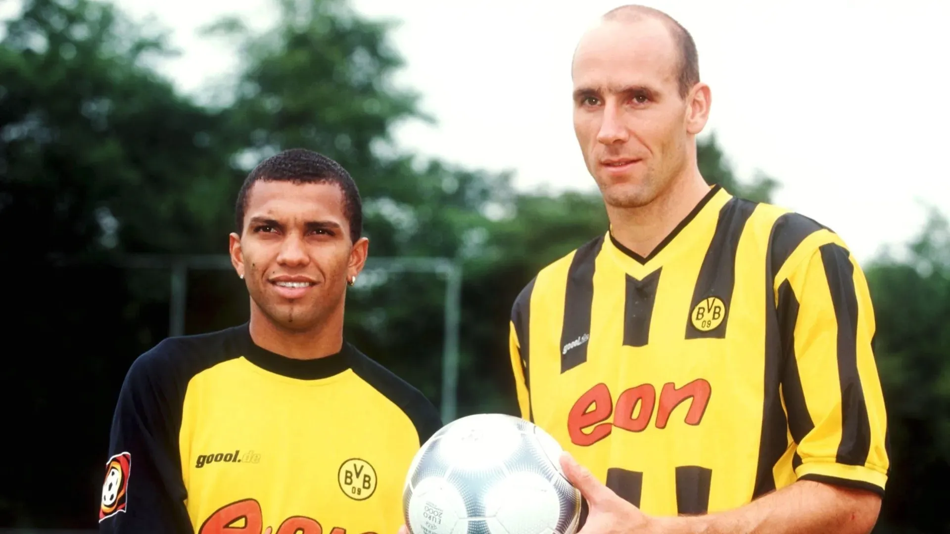 Uno dei calciatori più alti della storia, le foto di Jan Koller
