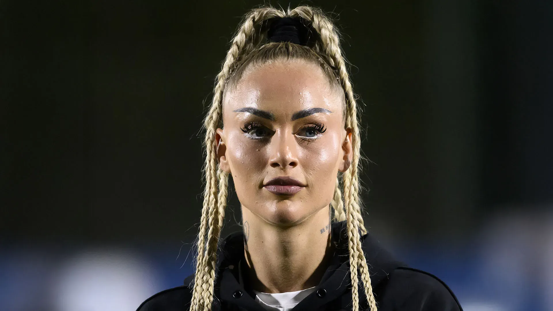 Non è la prima volta che Alisha Lehmann deve rispondere a certe critiche
