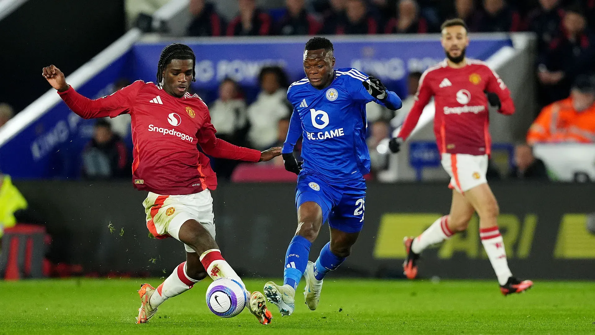 Il giovanissimo campione del Manchester United si è infortunato nel match contro il Leicester
