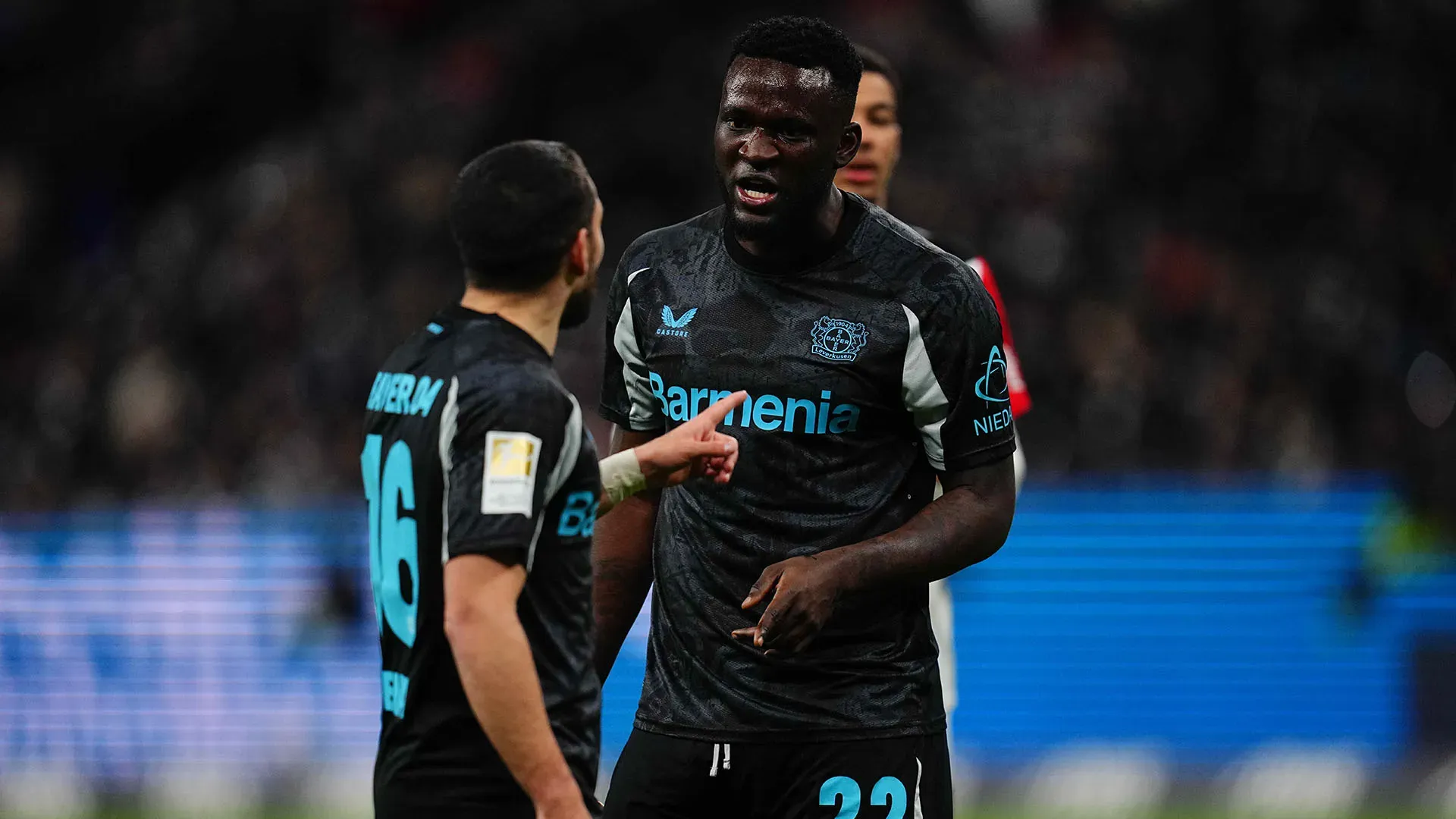 Ha giocato 13 partite con la nazionale nigeriana