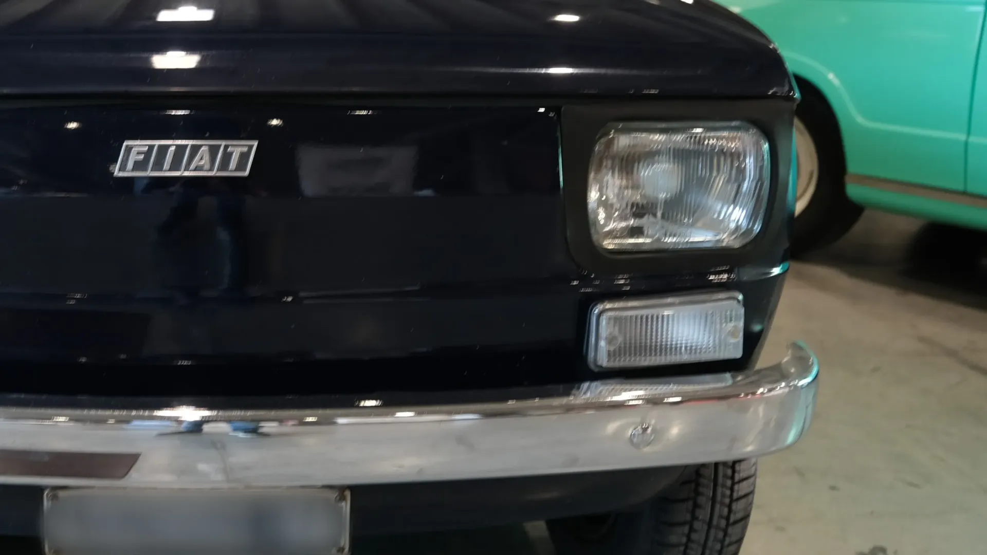 Debutto al Salone di Torino 1972 insieme all'ultima versione della 500, la R, che rimane in produzione altri tre anni.