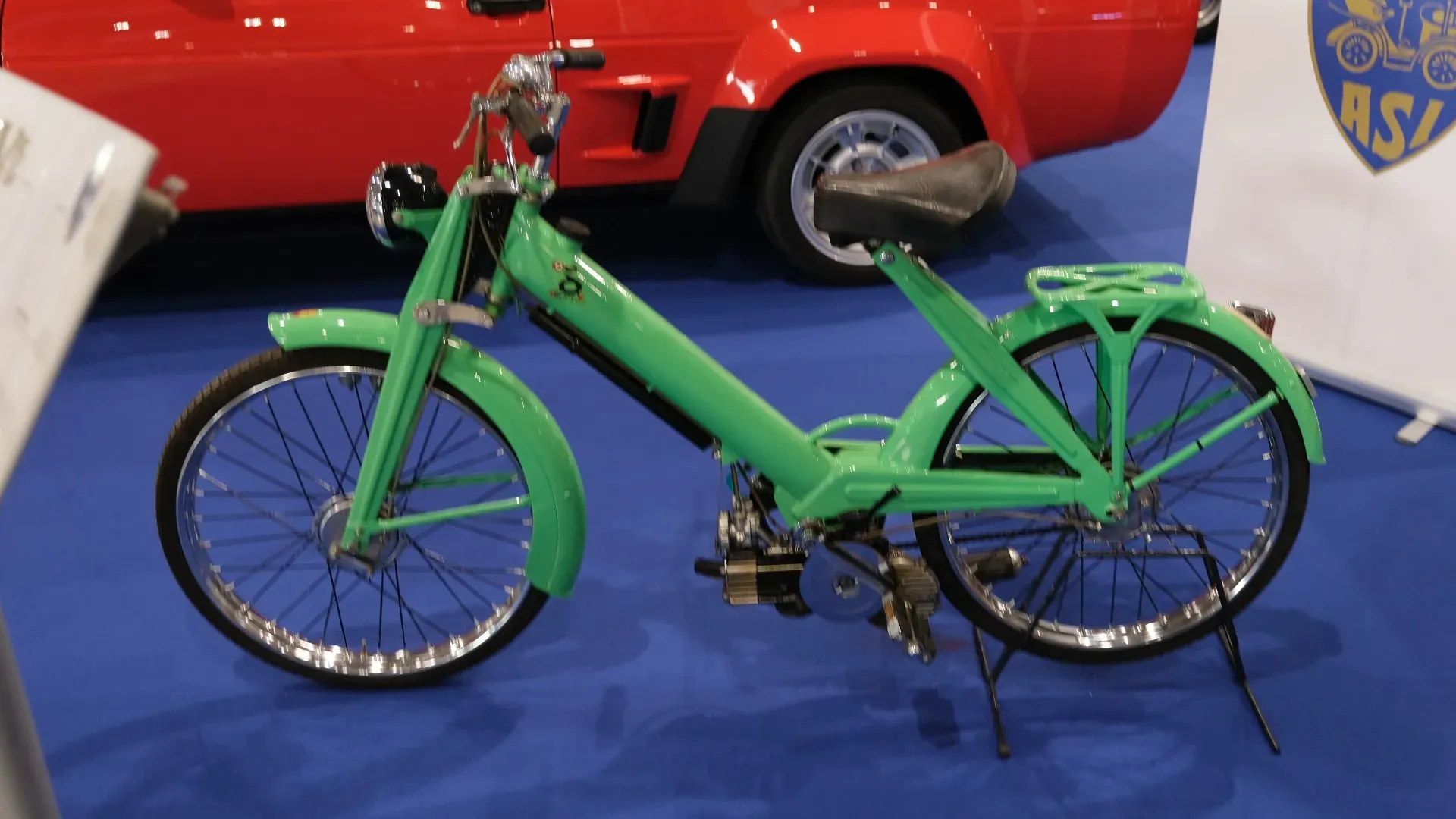 Il Paperino IMN nasce come sviluppo del ciclomotore Garelli, poi evolve con telaio dedicato.