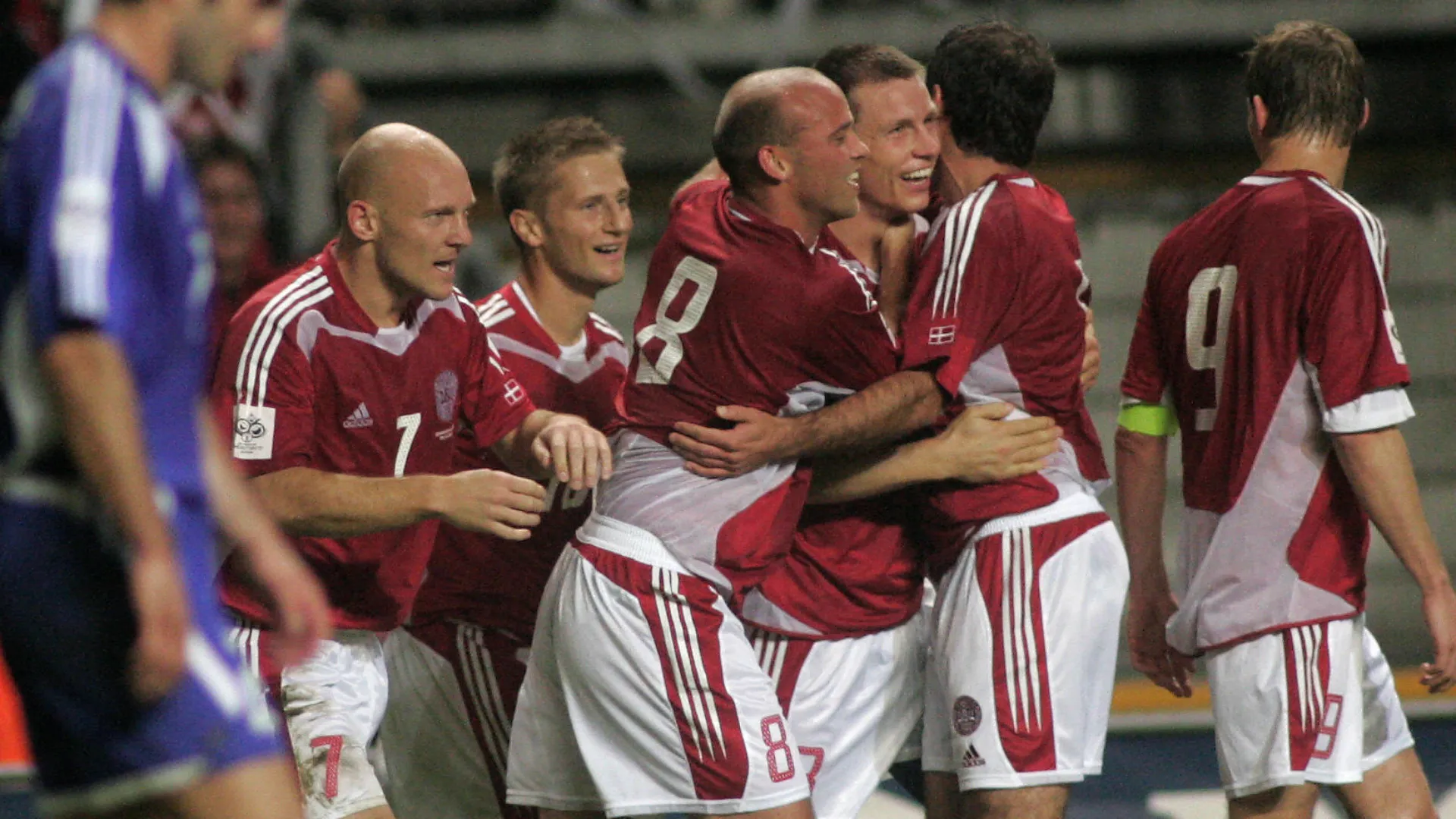 Dal calcio ai pullman: l'ex campione ora autista
