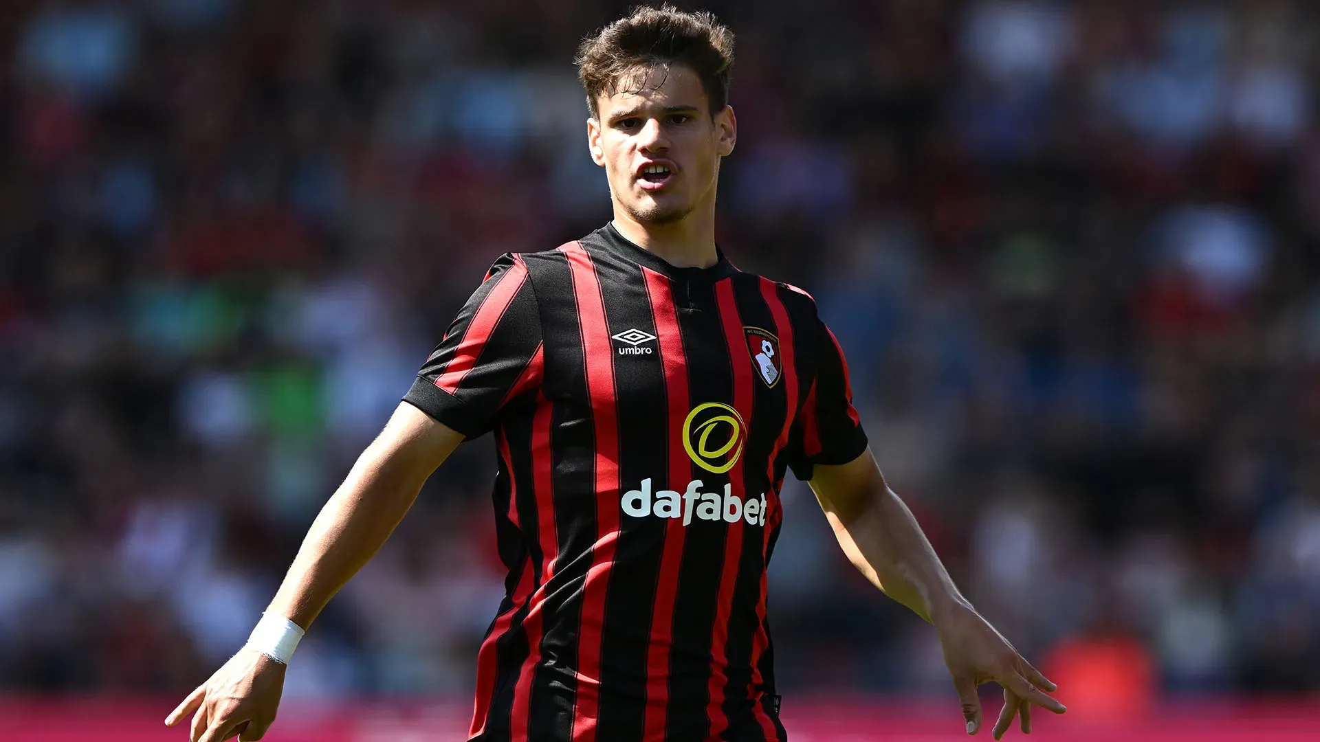 Cresciuto nel Győri ETO, Kerkez è stato per un anno al Milan, prima di trasferirsi all'AZ Alkmaar nel 2022