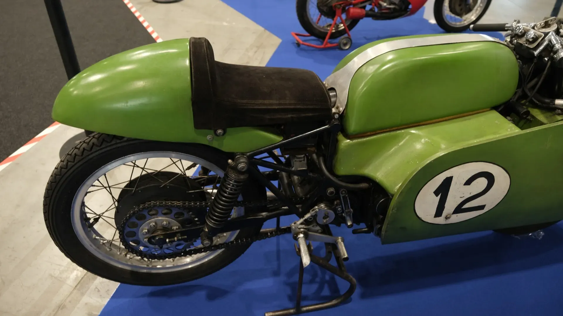 Il cambio a cinque marce era integrato nel blocco motore, una scelta tecnica moderna e funzionale.