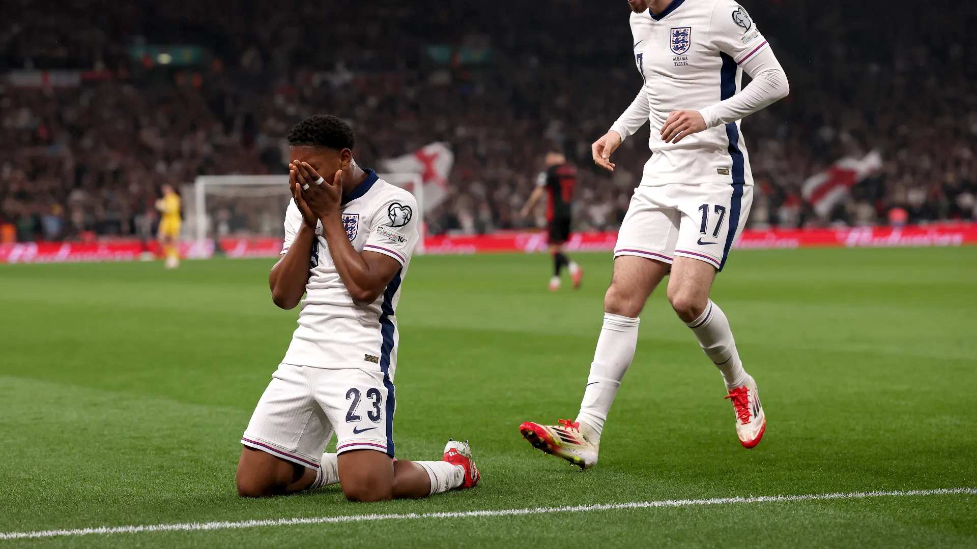 Myles Lewis-Skelly ha ringraziato Tuchel segnando all'esordio
