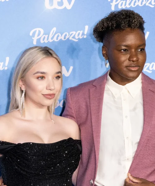 È finito l’amore tra l’ex pugile e la modella, ma un figlio le unisce. Immagini