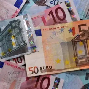 Soldi Denaro 1256365Photogallery