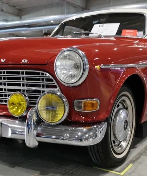 C’è un po’ d’Italia in questa meravigliosa Volvo Amazon: le foto