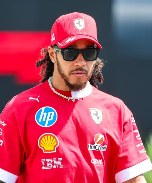 Lewis Hamilton non vuole sentir parlare di crisi della Ferrari