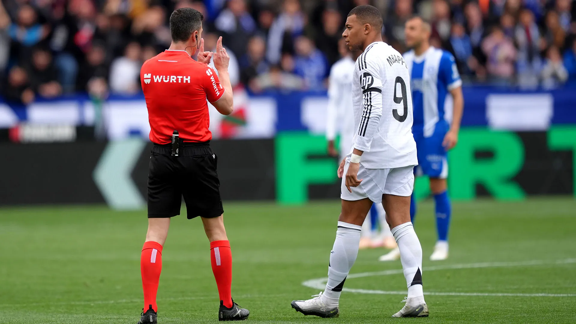 Il campione è stato espulso nel match contro l'Alavés
