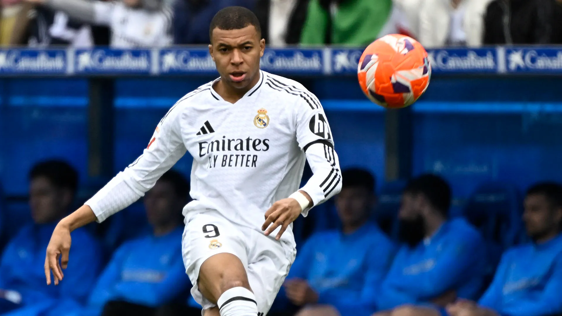 Kylian Mbappé ha ricevuto il cartellino rosso dopo neanche 40 minuti di partita
