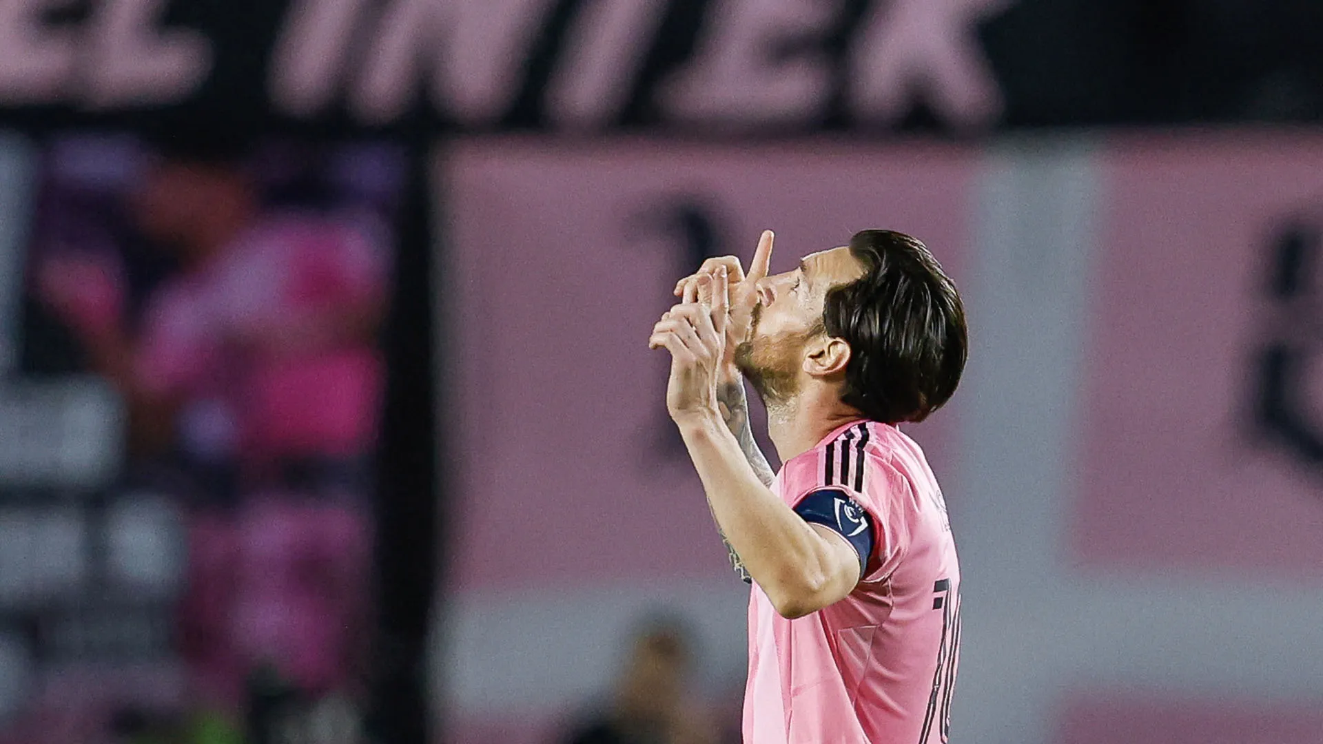 All'84' è arrivato il definitivo 3-1 di Messi su calcio di rigore
