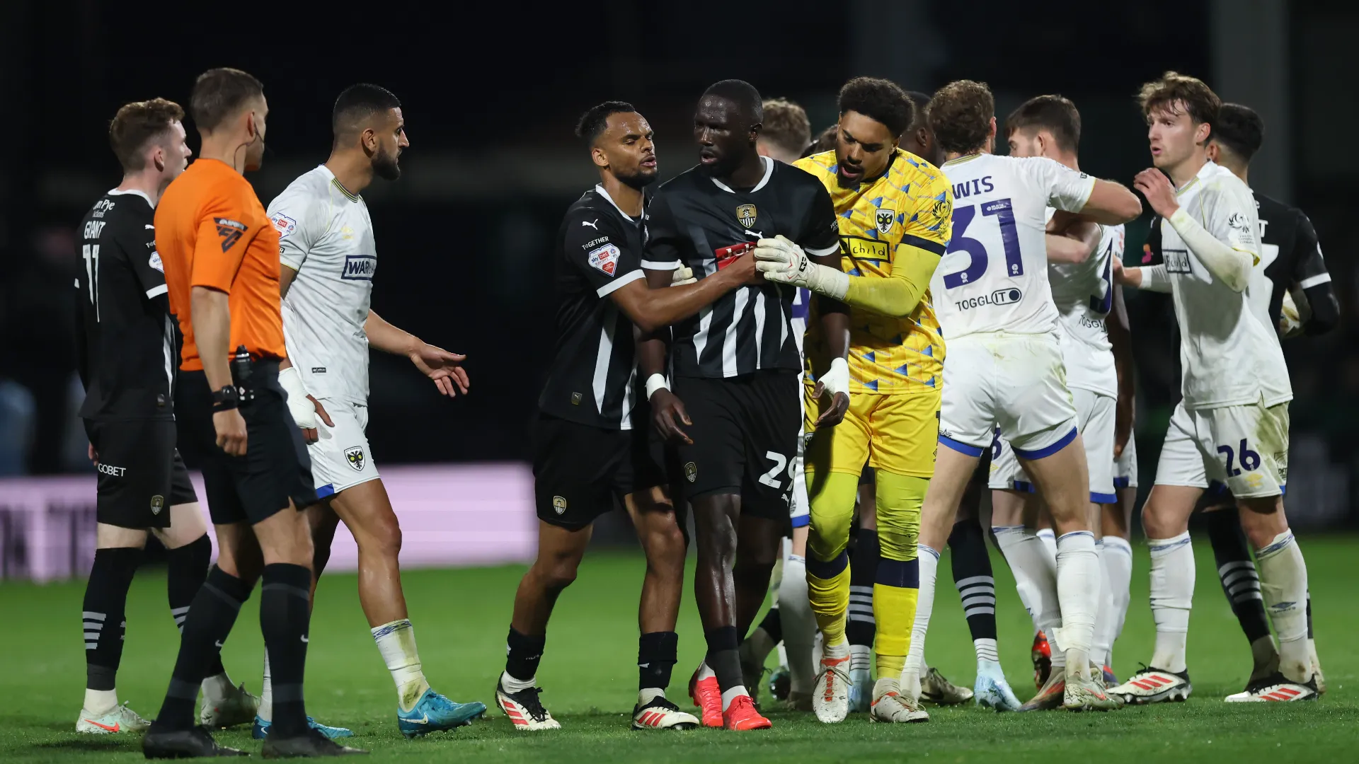 Alassana Jatta ha completamente perso la testa nella sfida contro l'AFC Wimbledon
