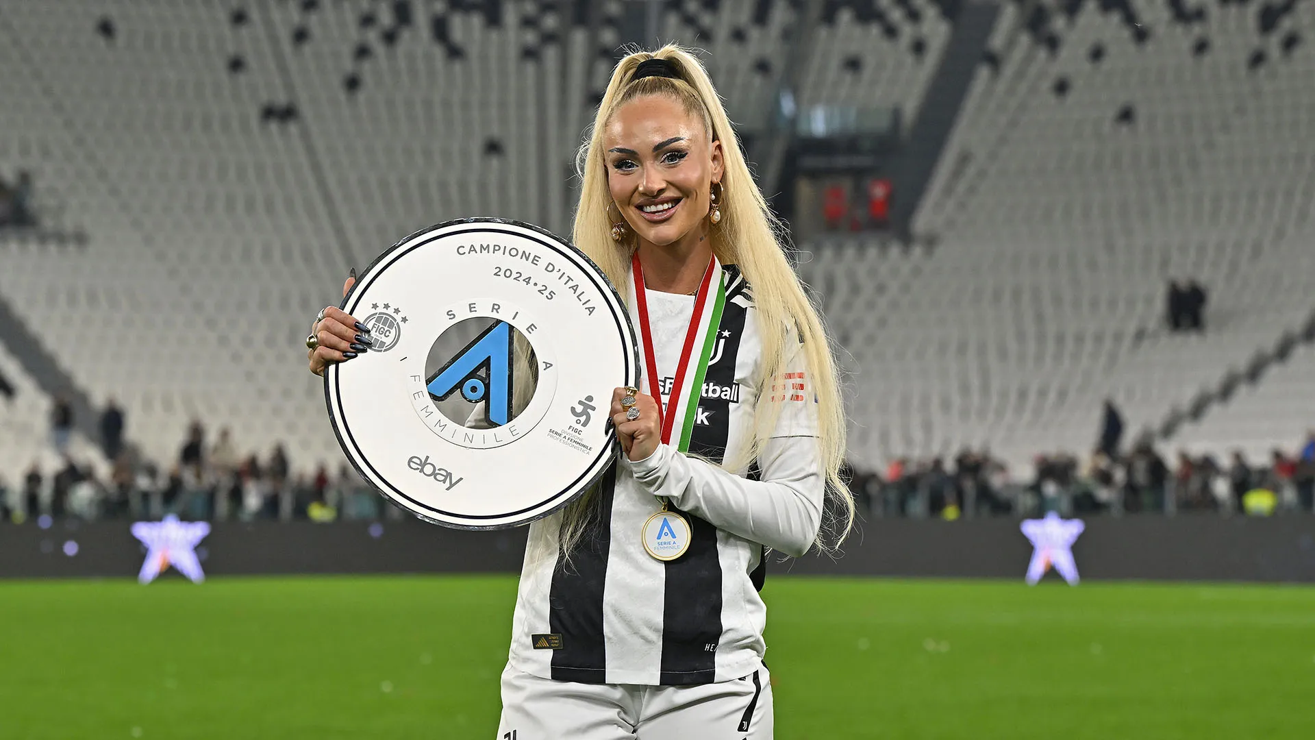 In questa stagione l'attaccante svizzera ha vinto il campionato italiano con la Juventus