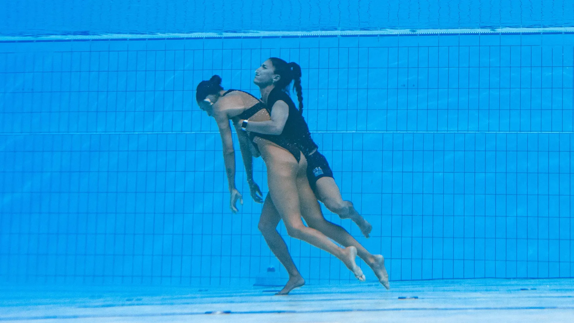 Si è tuffata in piscina e ha soccorso Anita Alvarez
