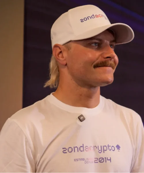 Valtteri Bottas dà il massimo per la Mercedes e strizza l’occhio alla Ferrari: “Mai dire mai”