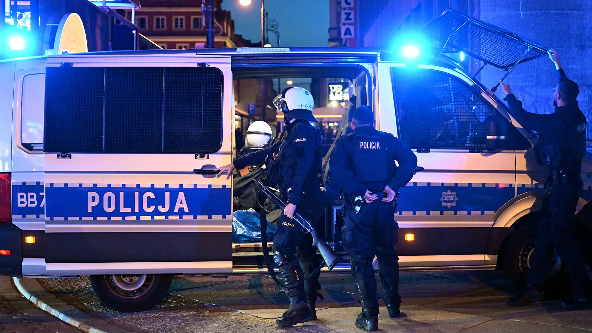 La polizia è stata dispiegata soprattutto nel centro città e nelle zone a rischio