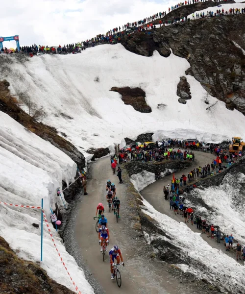 Sul Colle delle Finestre si decide il Giro d’Italia 2025