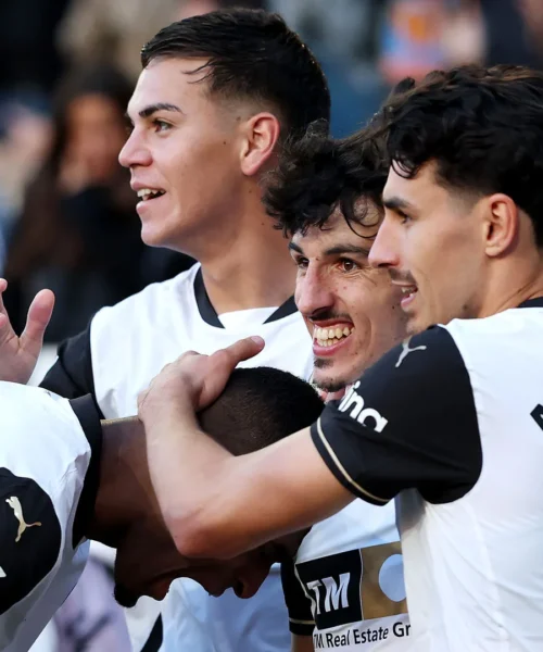 La Bundesliga chiama il gigante spagnolo: le foto del campione