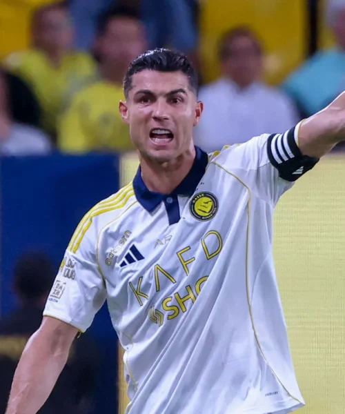 Cristiano Ronaldo eterno: contratto e benefit da nababbo